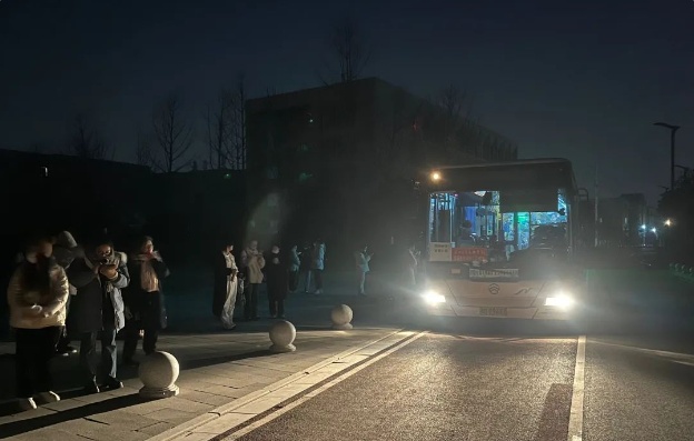 1703554843351393.png image.png